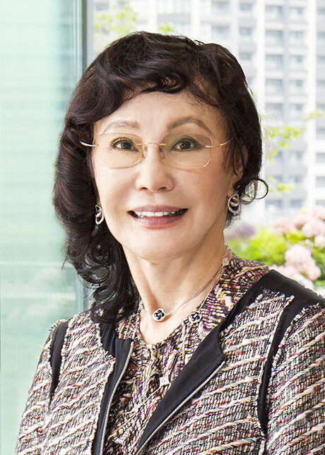 襟川 恵子